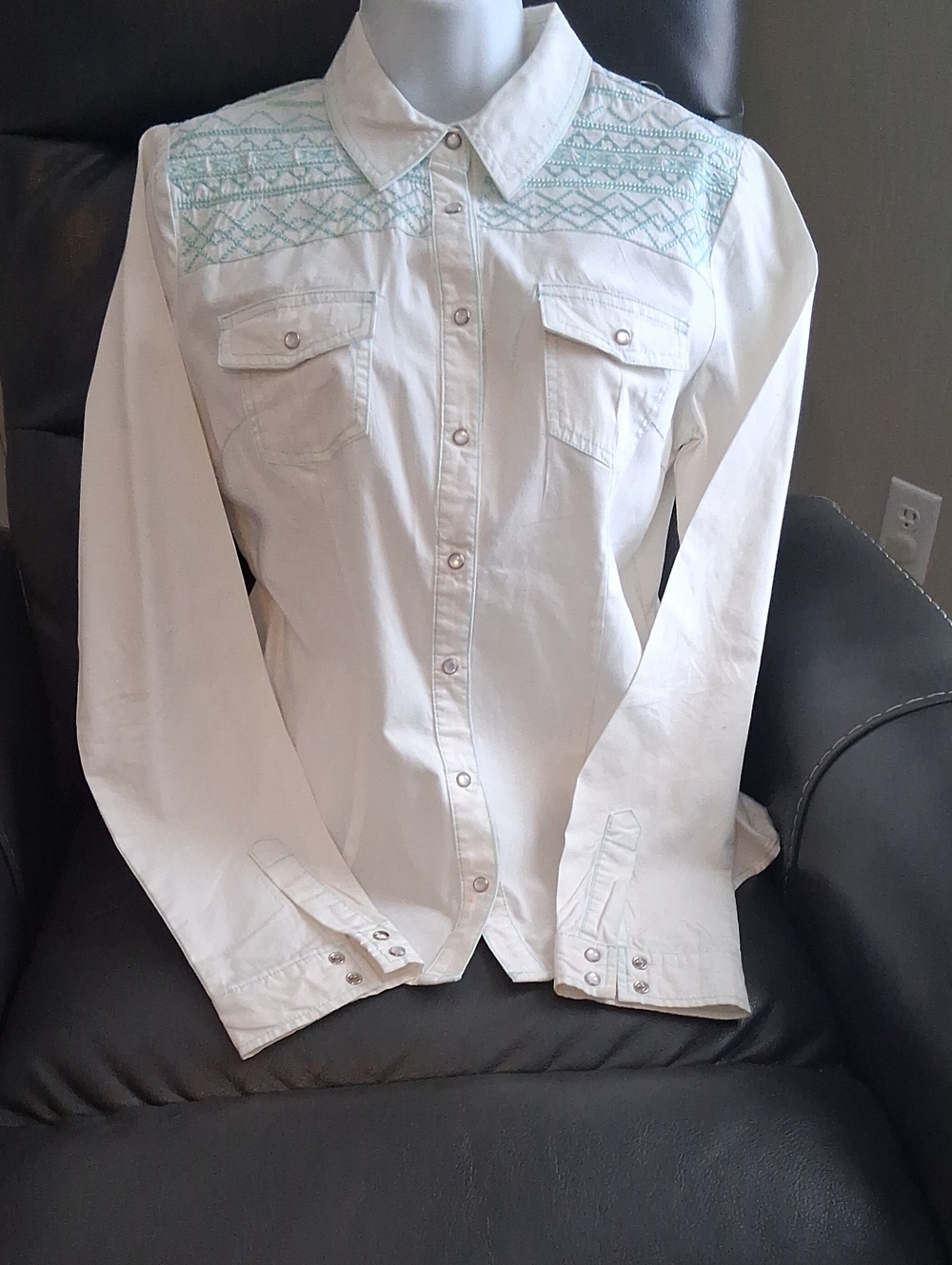 BONGO White Shirt with Mint Green Embroidered Yoke